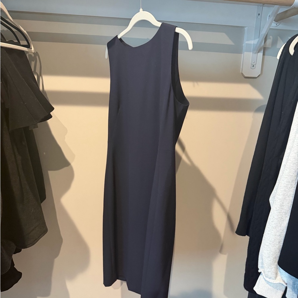 Theory Wool Sleeveless Navy Sheath Dress - Classic Women's Dress — 12 — NWOT